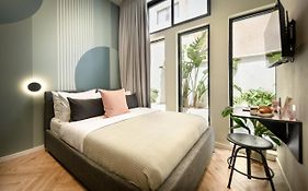 קולורבוקס - מלון אוטונומי מבית לוג-אין